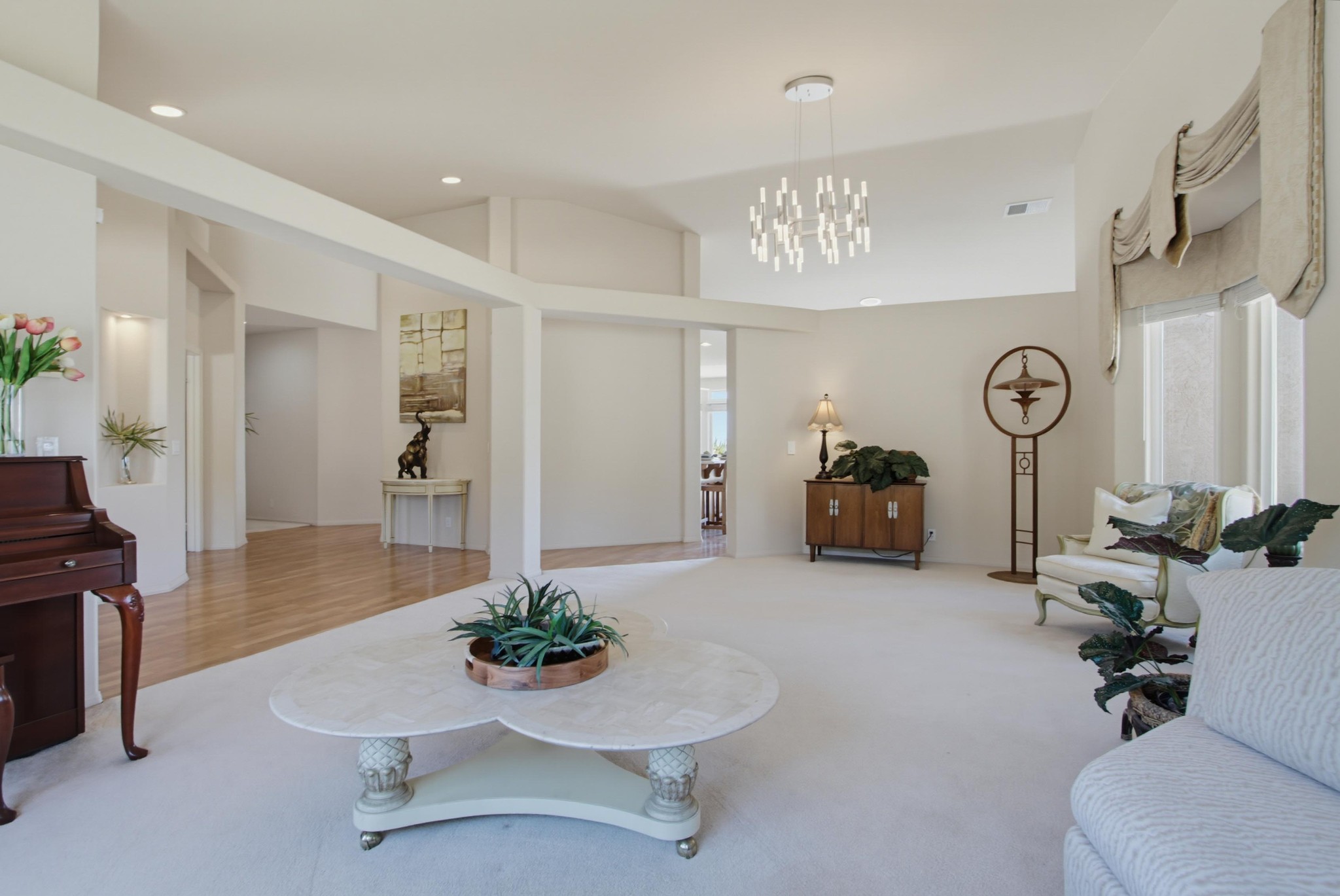 Virtual tour photo 19 of 83 for 737 Camelot Pkwy