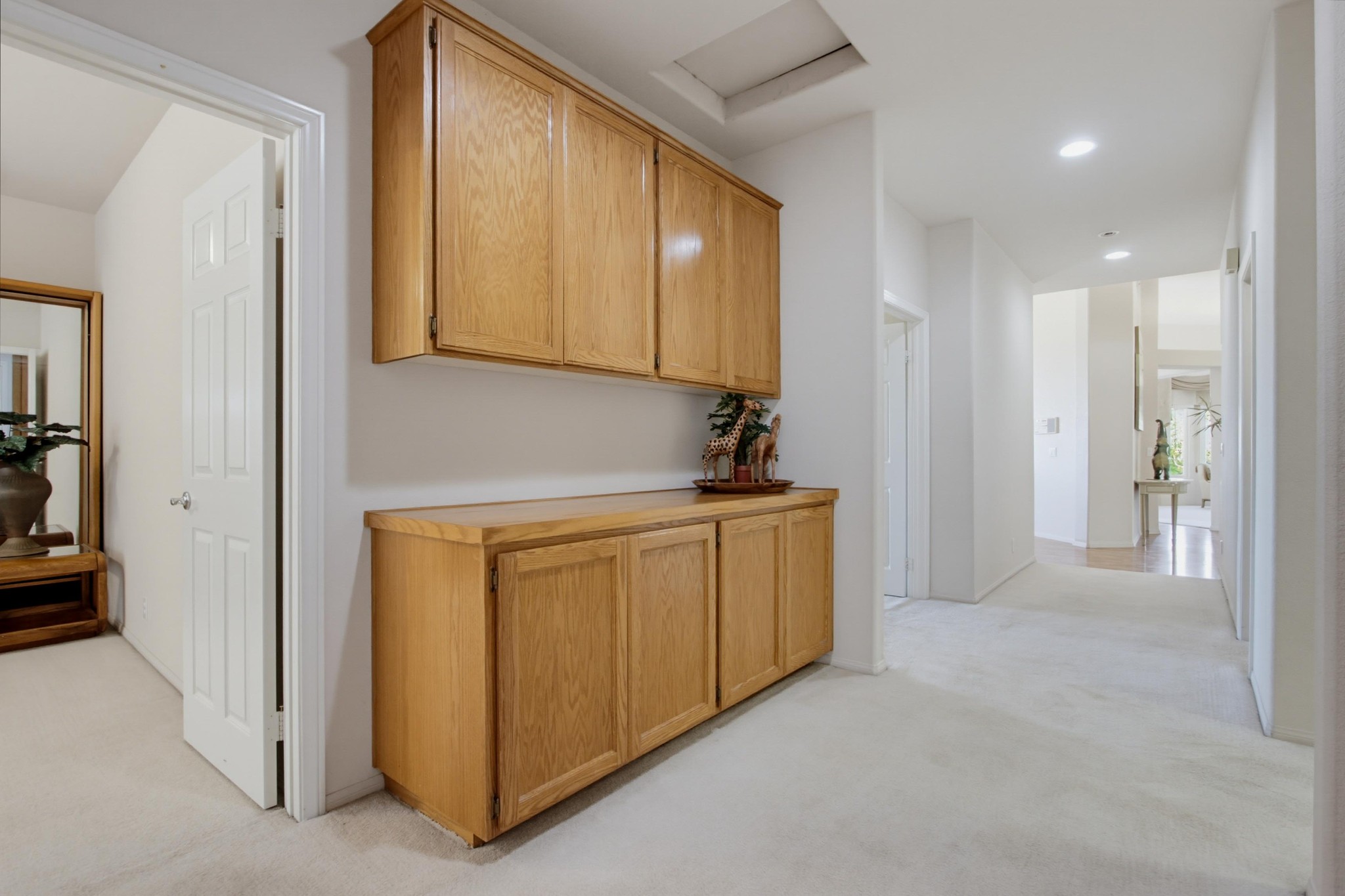 Virtual tour photo 48 of 83 for 737 Camelot Pkwy