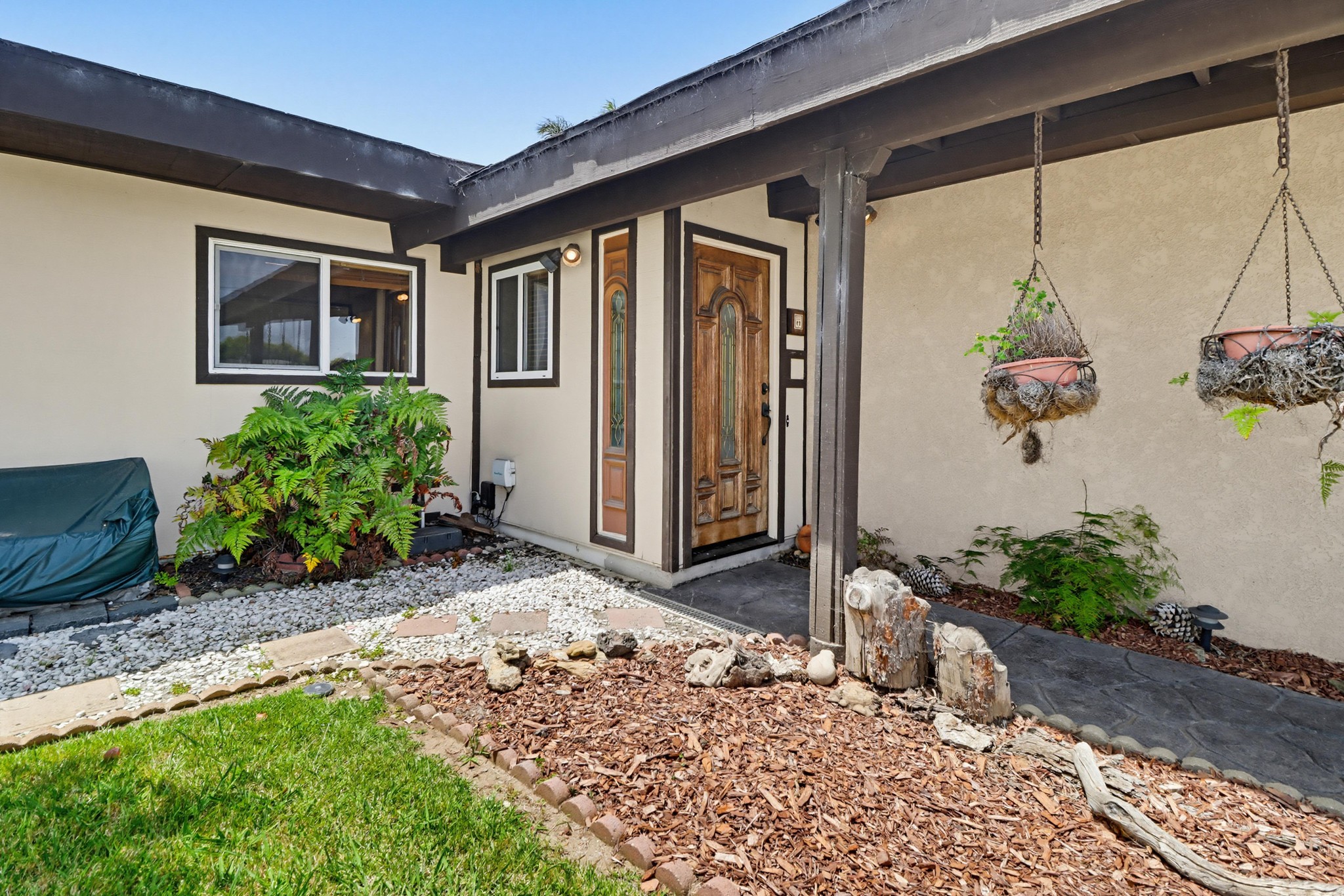 Virtual tour photo 7 of 41 for 737 Hemlock Ave