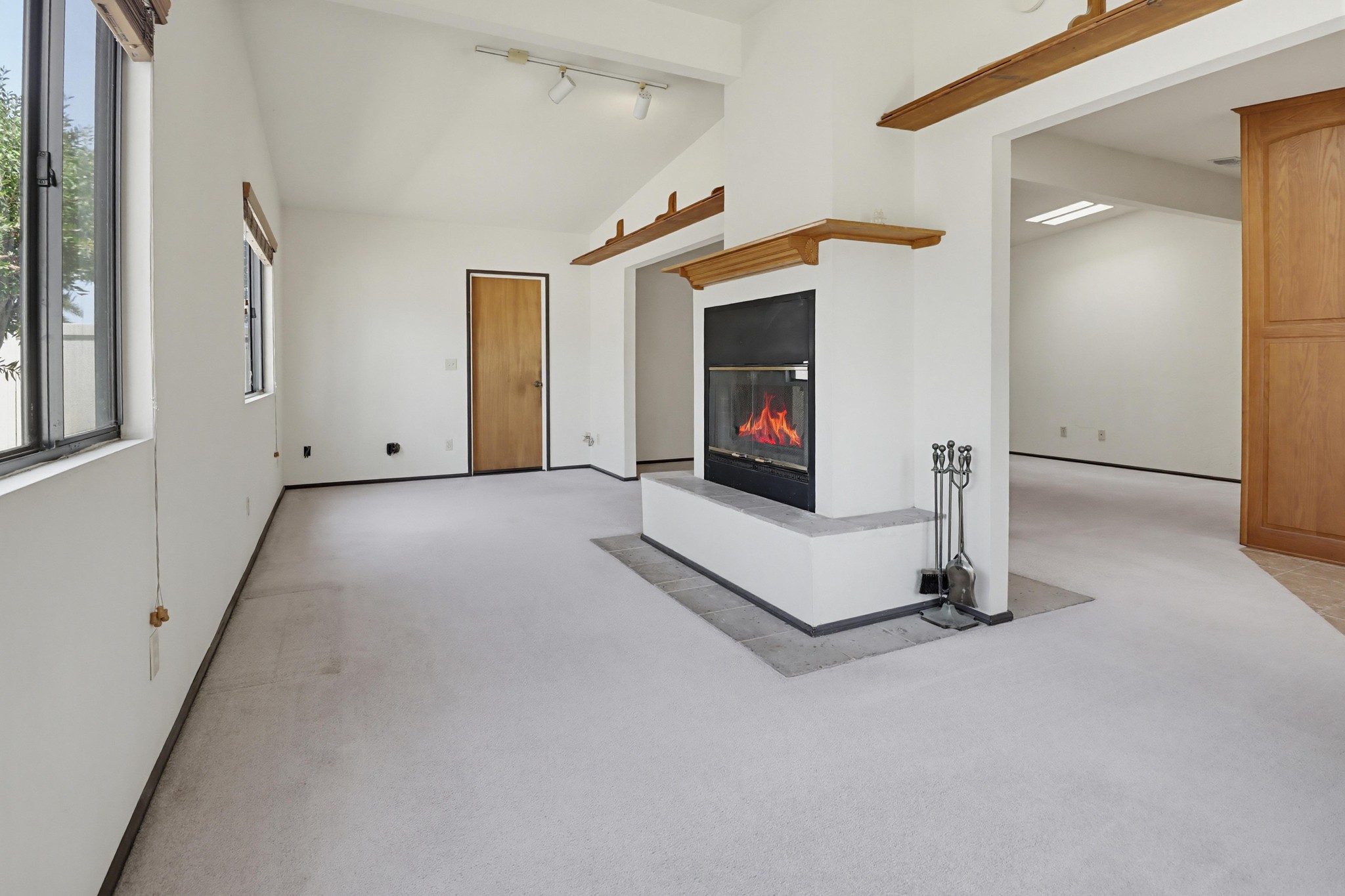 Virtual tour photo 12 of 41 for 737 Hemlock Ave