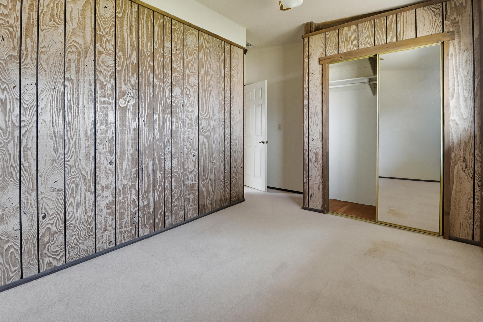 Virtual tour photo 26 of 41 for 737 Hemlock Ave