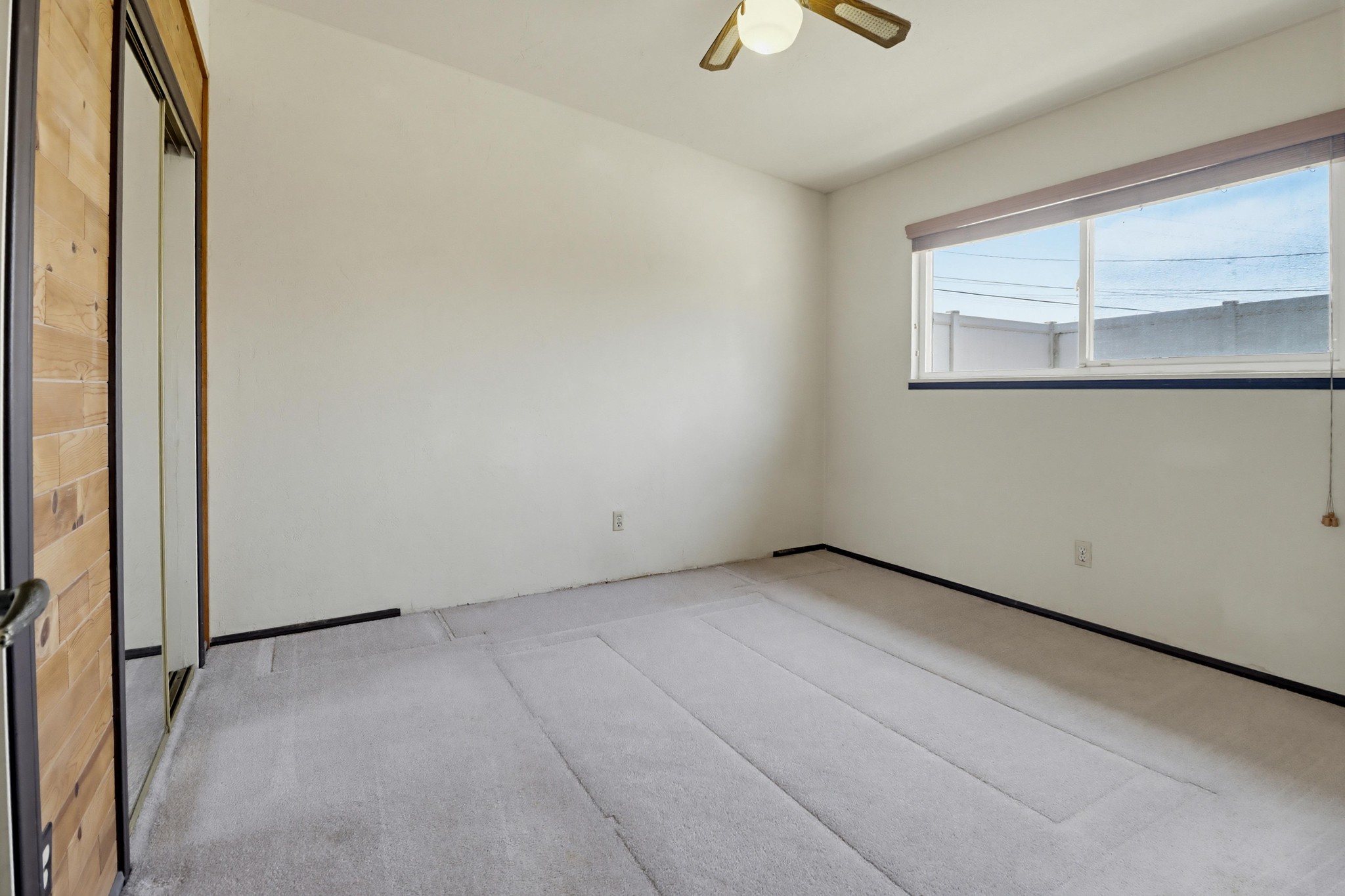 Virtual tour photo 27 of 41 for 737 Hemlock Ave