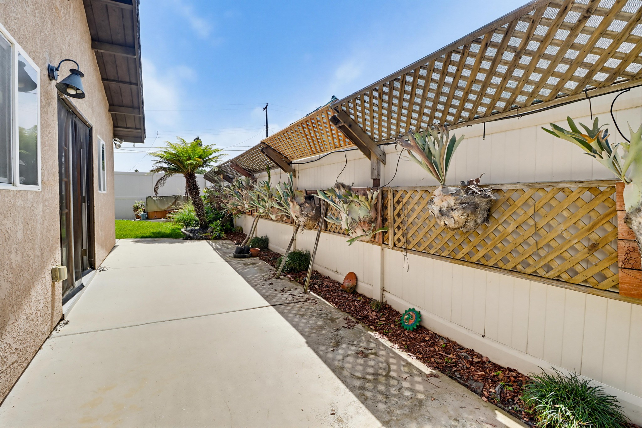 Virtual tour photo 41 of 41 for 737 Hemlock Ave