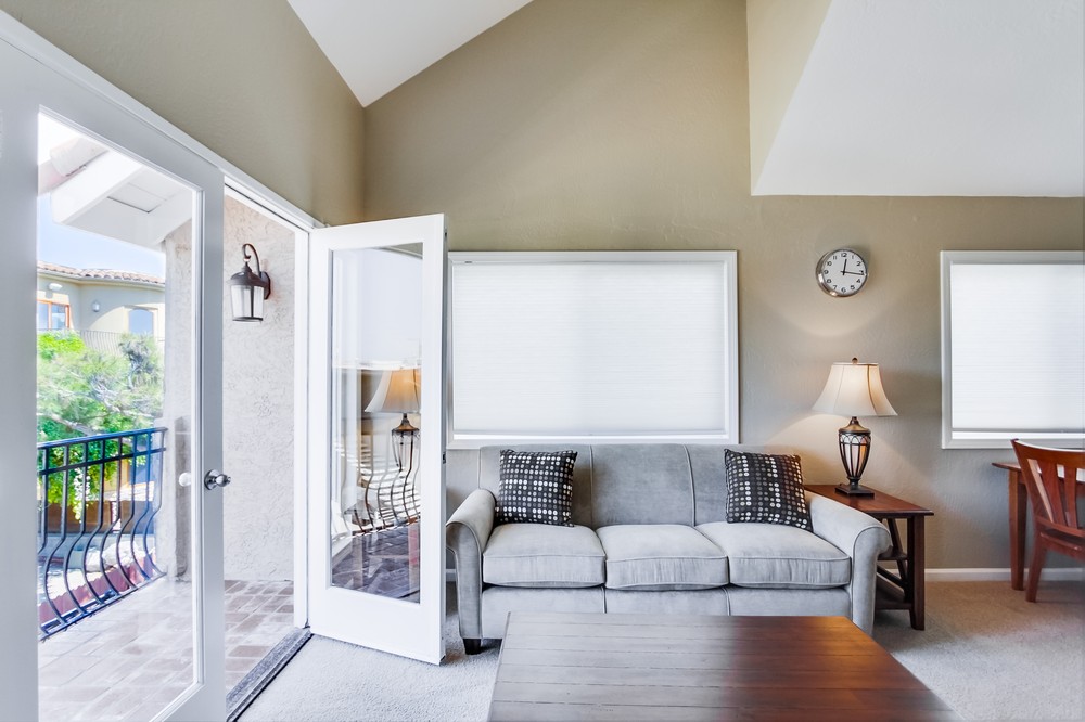 Virtual tour photo 13 of 44 for 737 Jamaica Court #2