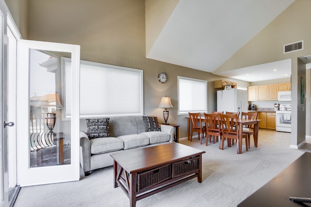 Virtual tour photo 19 of 44 for 737 Jamaica Court #2