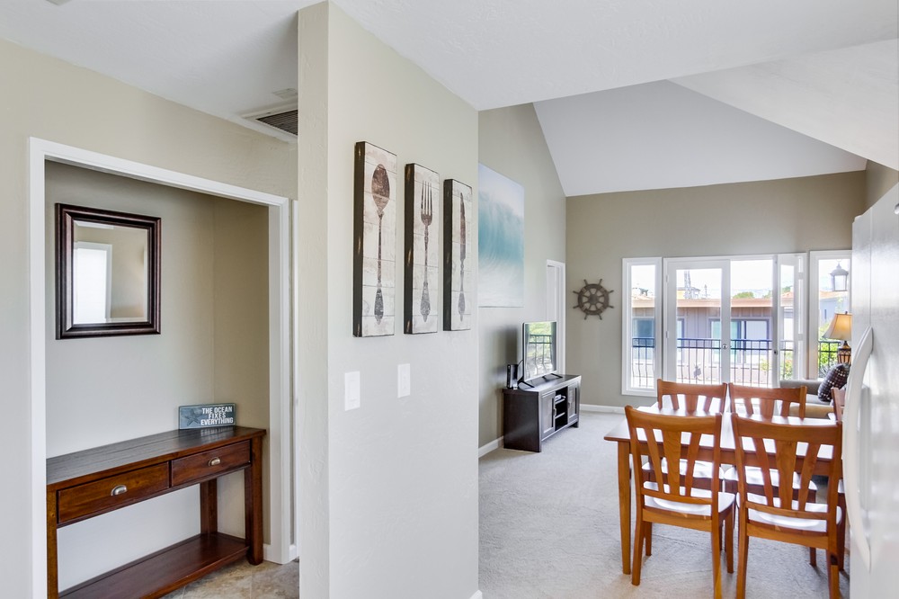 Virtual tour photo 24 of 44 for 737 Jamaica Court #2