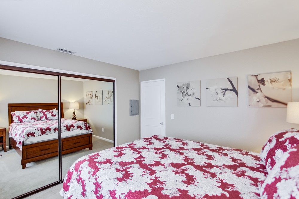 Virtual tour photo 29 of 44 for 737 Jamaica Court #2