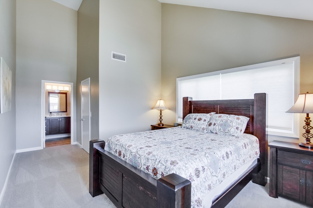Virtual tour photo 32 of 44 for 737 Jamaica Court #2