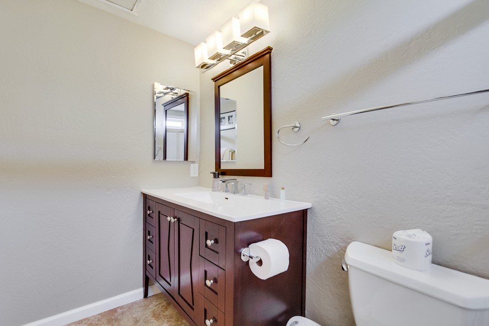 Virtual tour photo 36 of 44 for 737 Jamaica Court #2