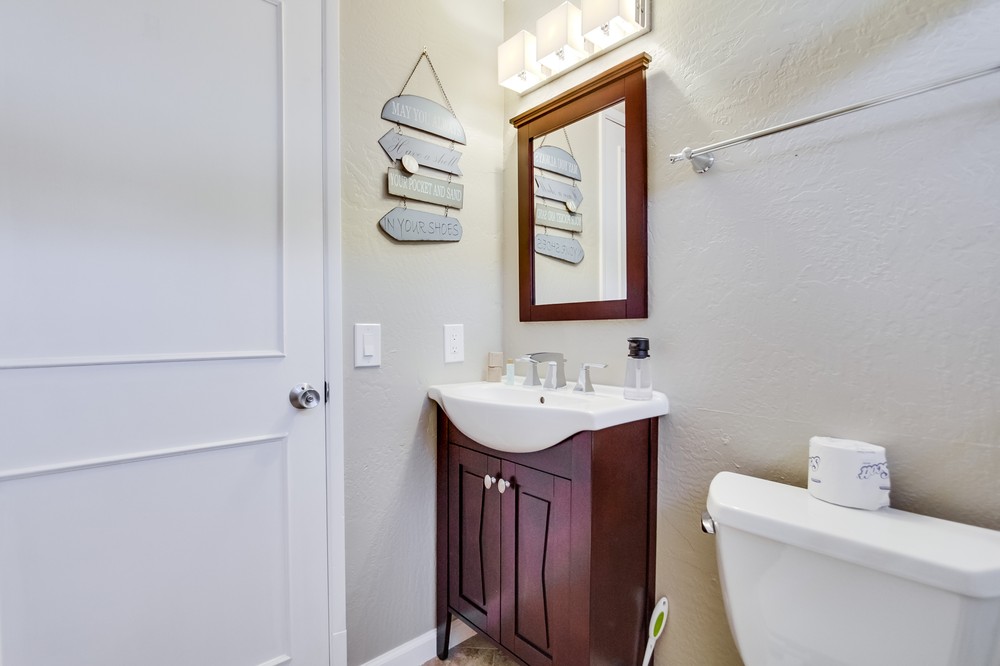 Virtual tour photo 42 of 44 for 737 Jamaica Court #2