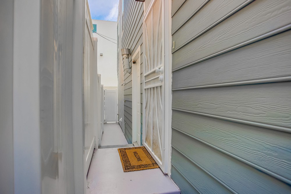 Virtual tour photo 9 of 47 for 737 Whiting Ct