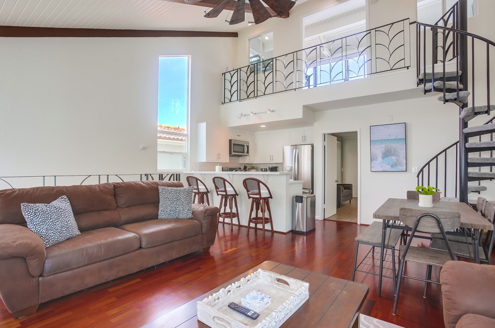 Virtual tour photo 12 of 47 for 737 Whiting Ct