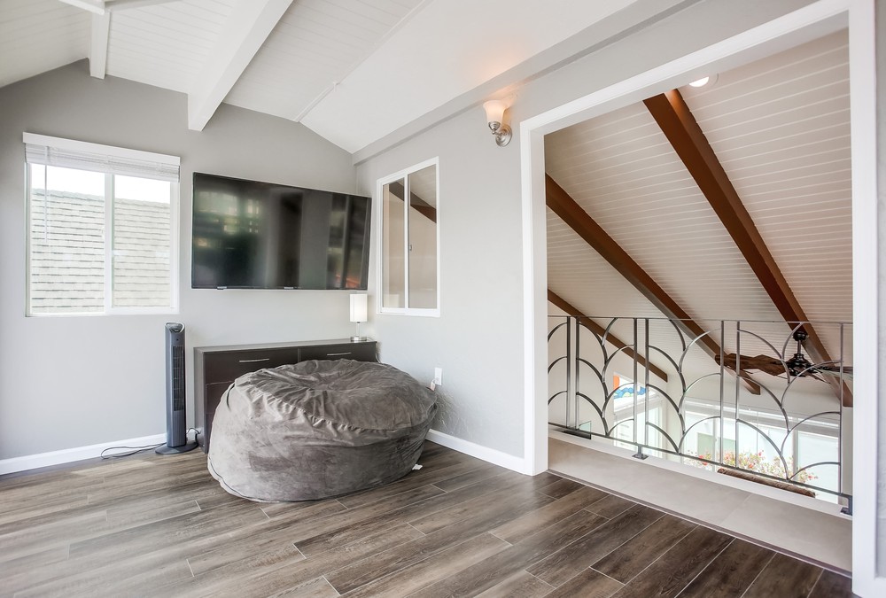Virtual tour photo 38 of 47 for 737 Whiting Ct