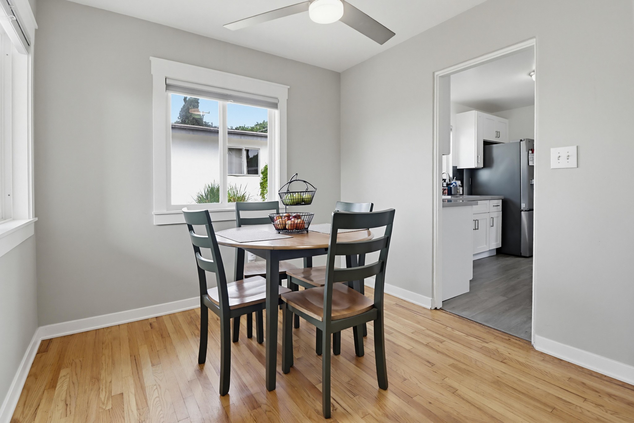 Virtual tour photo 10 of 35 for 7372 Stanford Ave