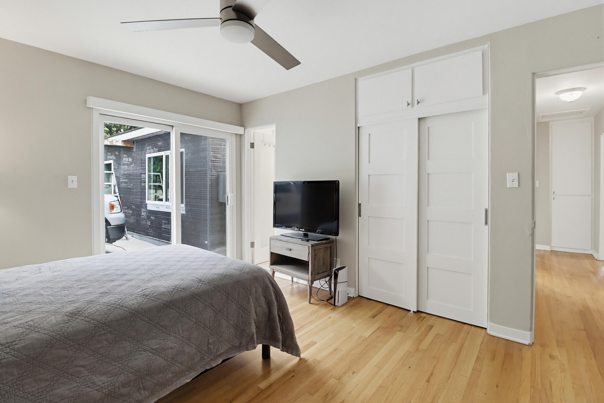 Virtual tour photo 18 of 35 for 7372 Stanford Ave
