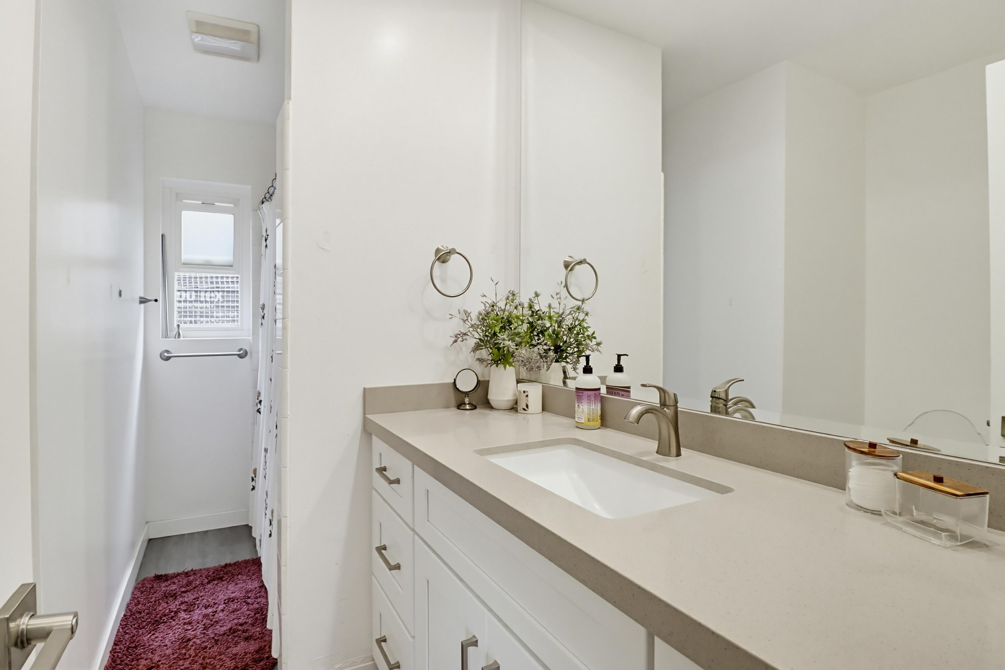 Virtual tour photo 22 of 35 for 7372 Stanford Ave