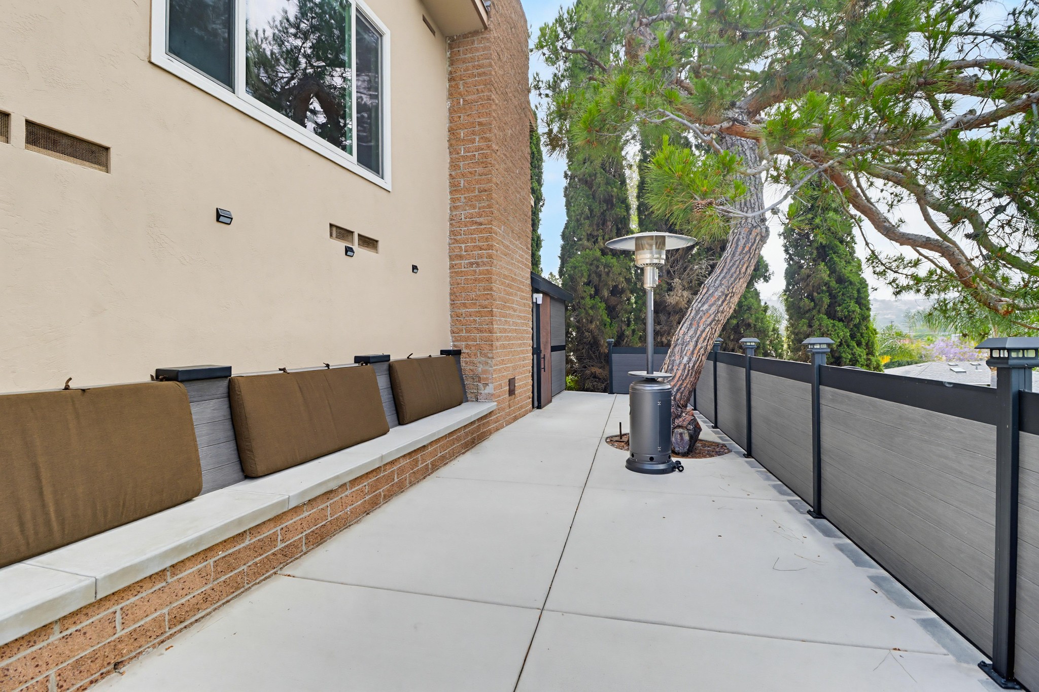 Virtual tour photo 31 of 35 for 7372 Stanford Ave