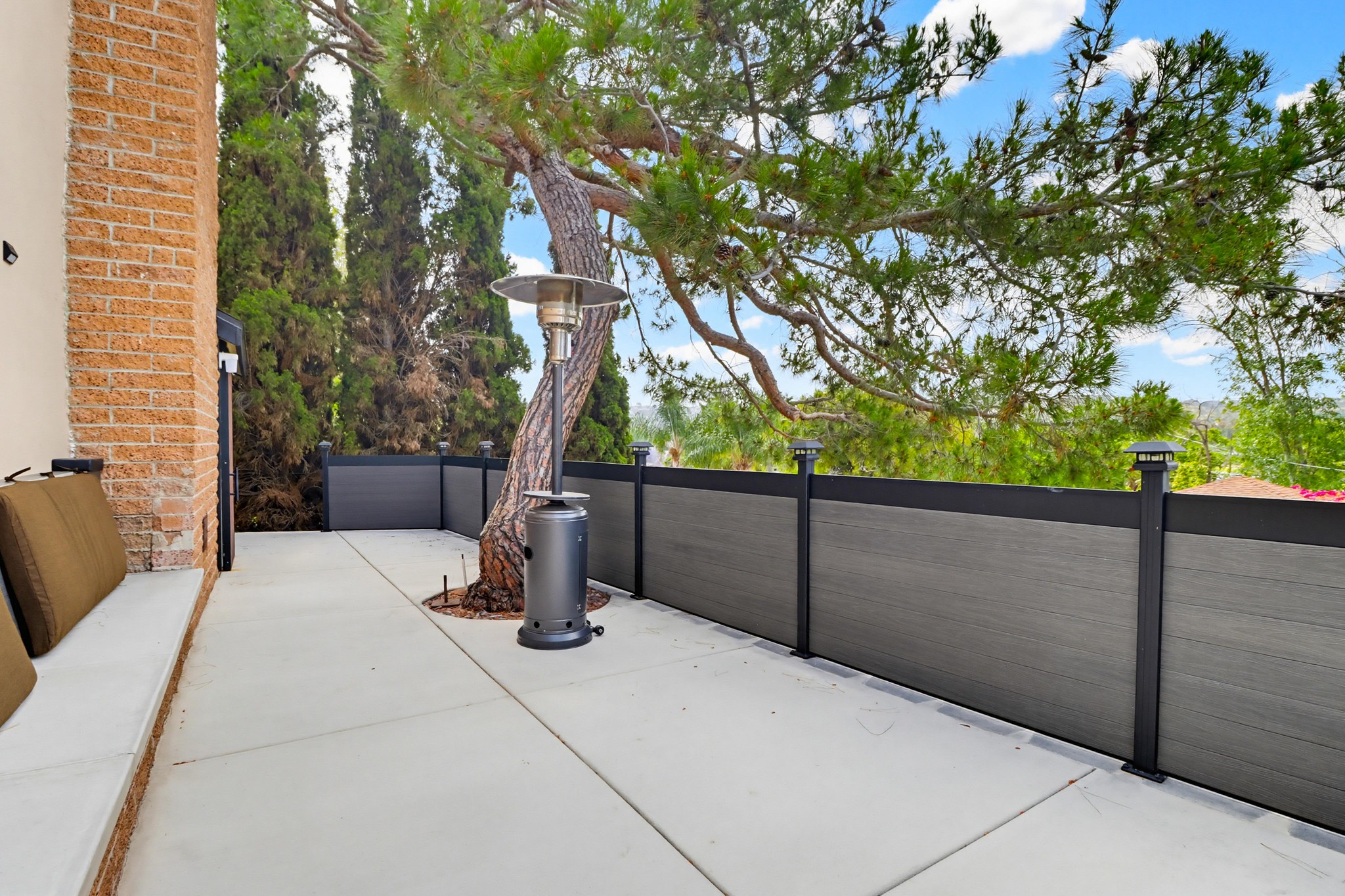 Virtual tour photo 32 of 35 for 7372 Stanford Ave