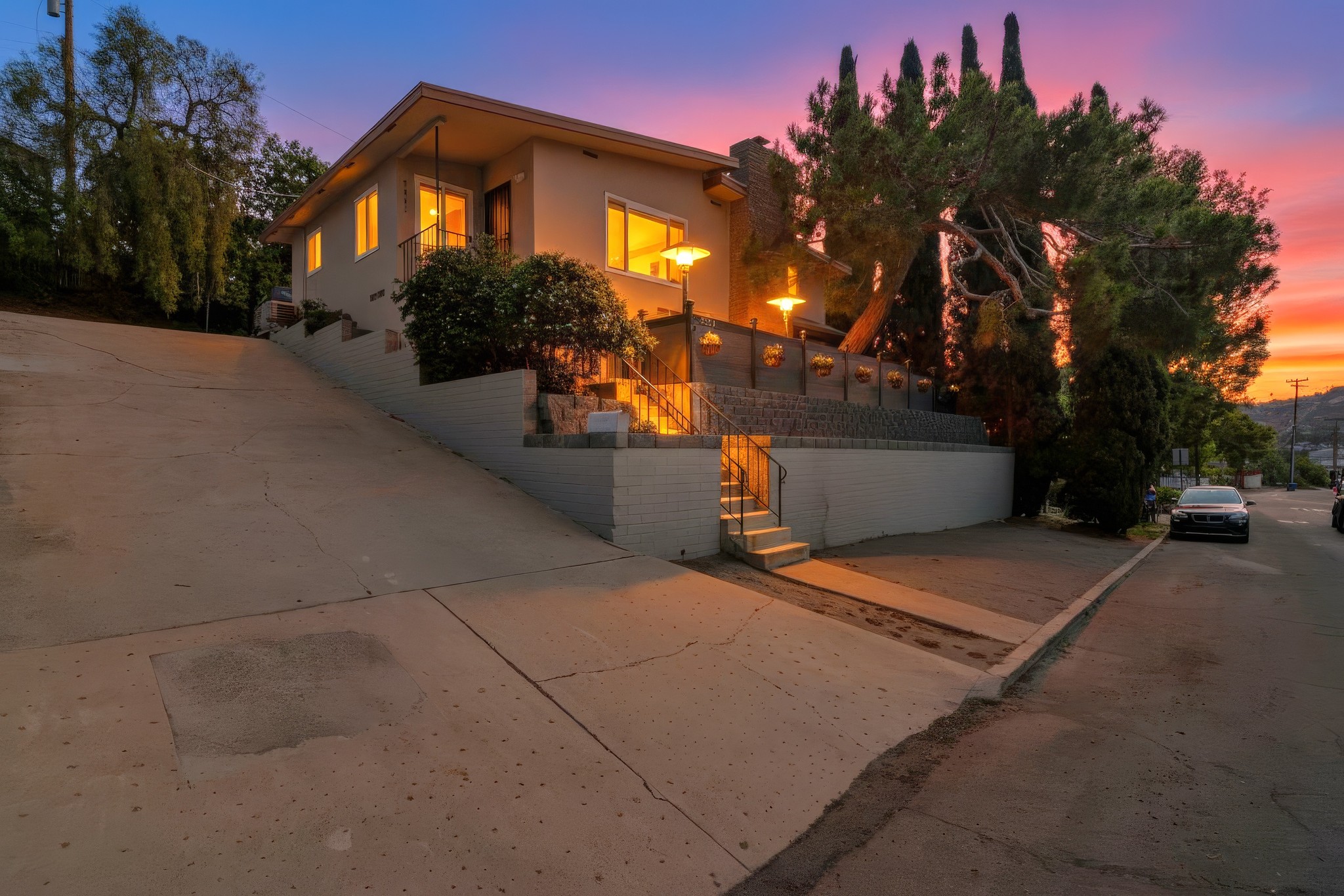 Virtual tour photo 36 of 35 for 7372 Stanford Ave
