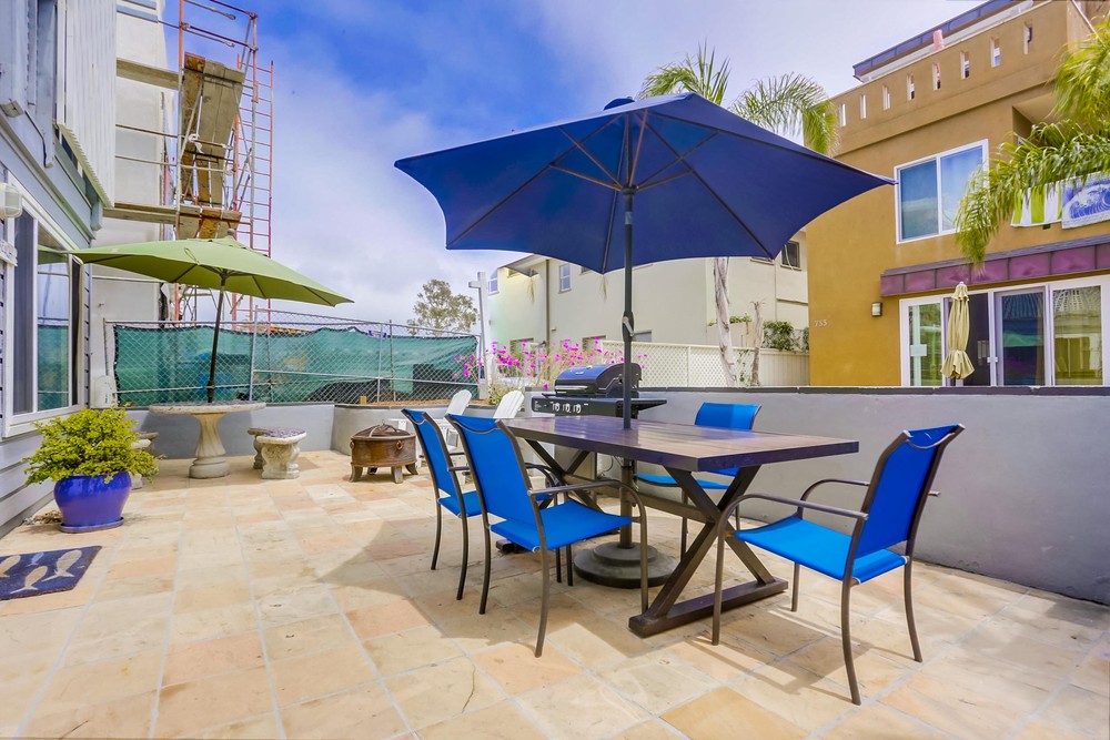 Virtual tour photo 5 of 48 for 738 Jersey Ct