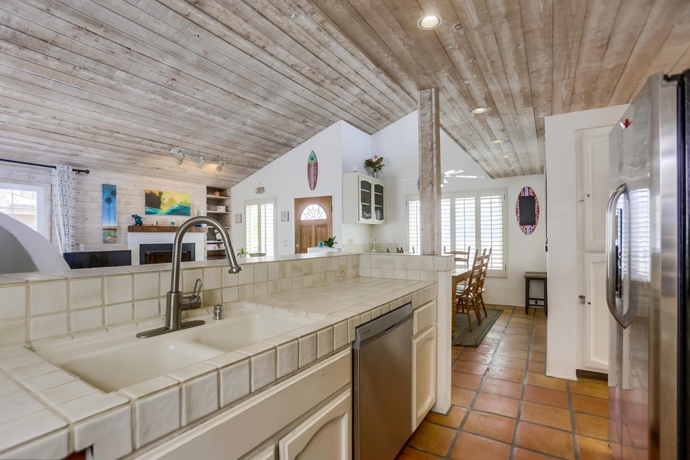 Virtual tour photo 22 of 48 for 738 Jersey Ct