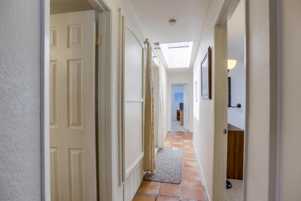 Virtual tour photo 23 of 48 for 738 Jersey Ct