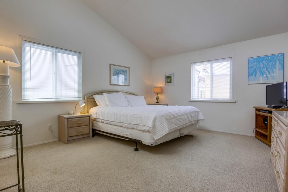 Virtual tour photo 25 of 48 for 738 Jersey Ct
