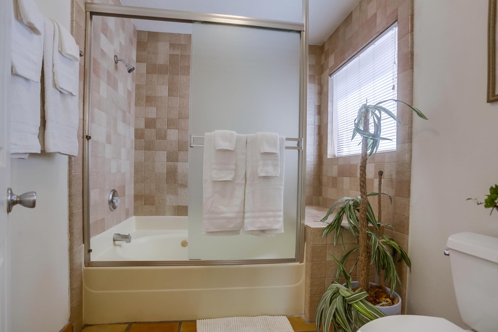 Virtual tour photo 30 of 48 for 738 Jersey Ct