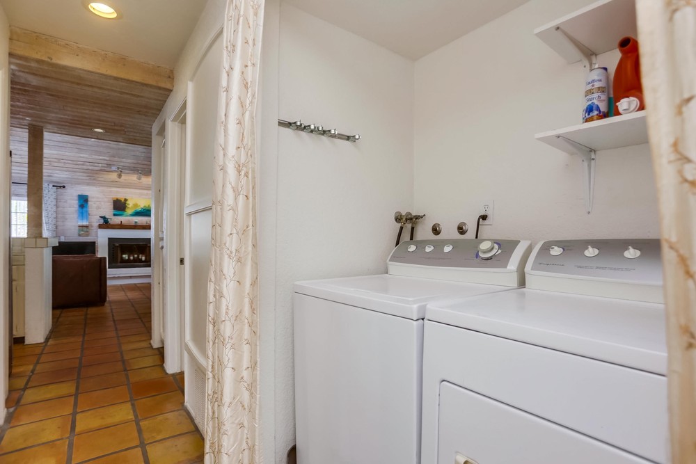 Virtual tour photo 39 of 48 for 738 Jersey Ct