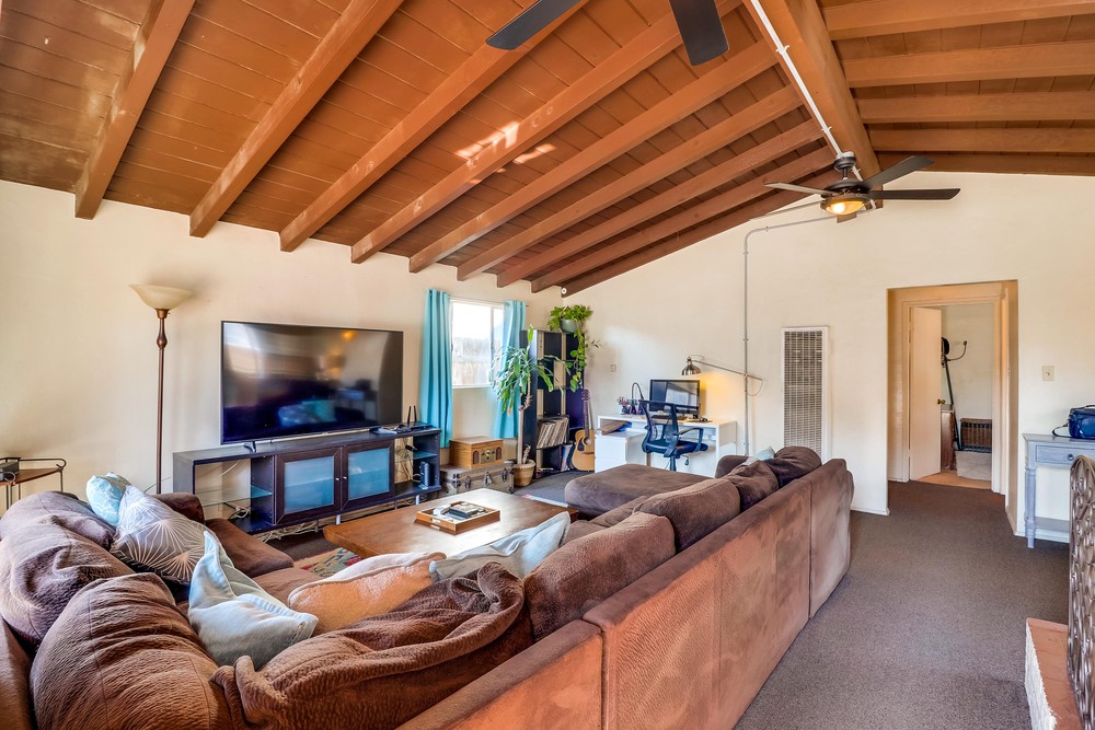 Virtual tour photo 6 of 30 for 738 Santa Barbara Pl