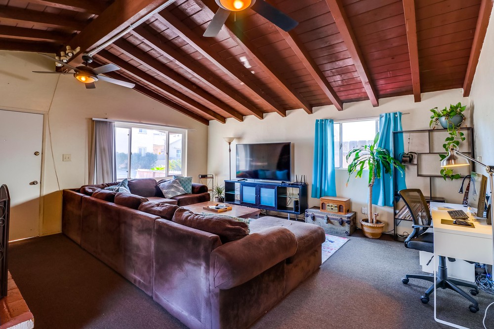 Virtual tour photo 8 of 30 for 738 Santa Barbara Pl