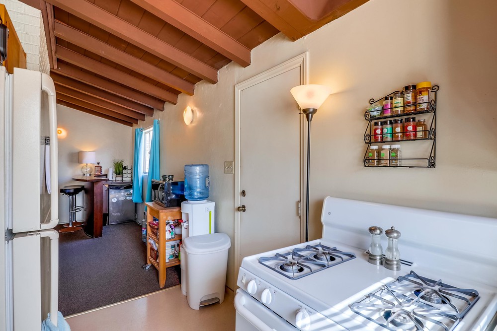 Virtual tour photo 14 of 30 for 738 Santa Barbara Pl