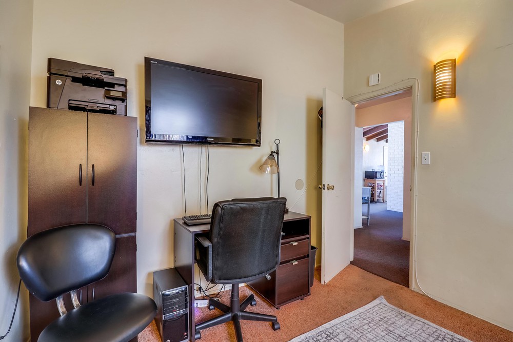 Virtual tour photo 19 of 30 for 738 Santa Barbara Pl