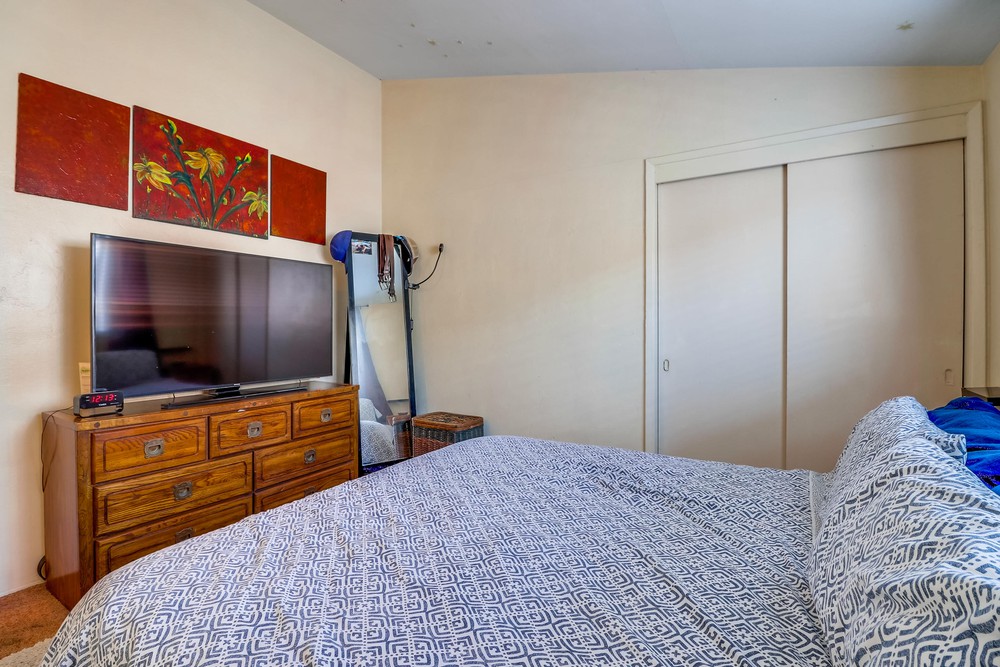 Virtual tour photo 22 of 30 for 738 Santa Barbara Pl