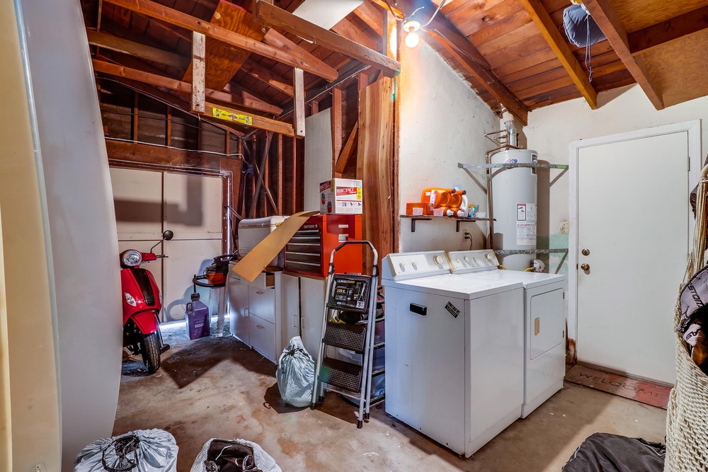 Virtual tour photo 28 of 30 for 738 Santa Barbara Pl