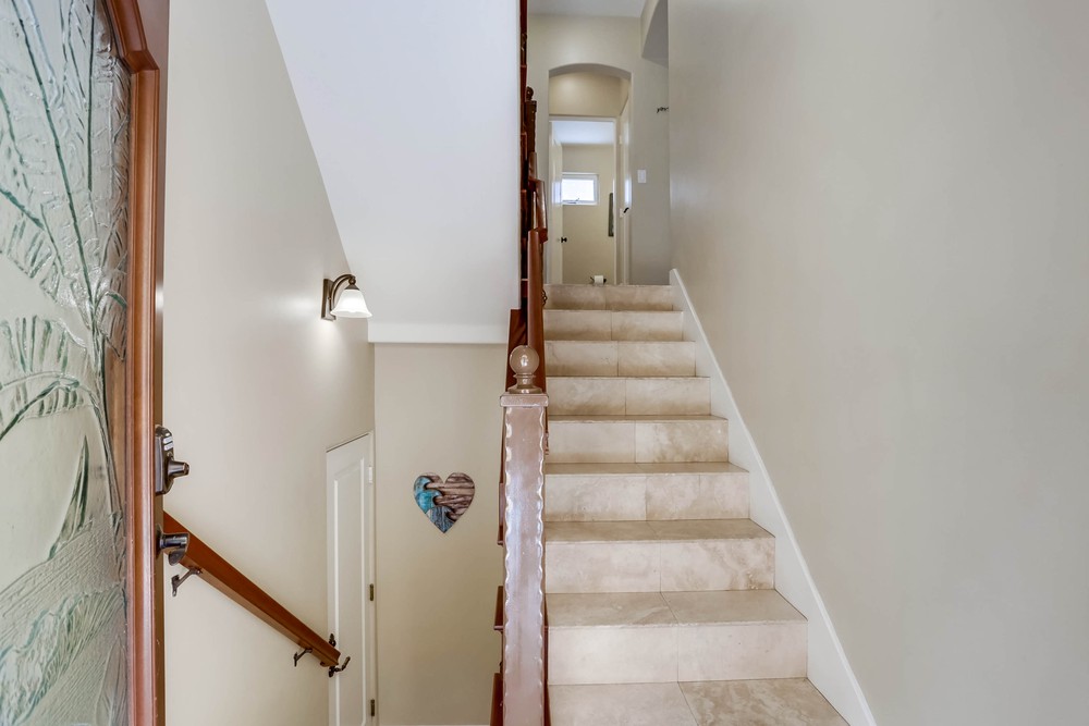 Virtual tour photo 4 of 44 for 739 Dover Ct
