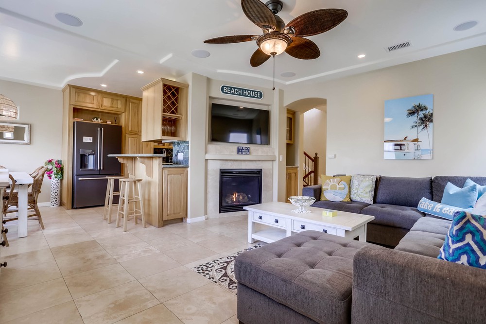 Virtual tour photo 7 of 44 for 739 Dover Ct