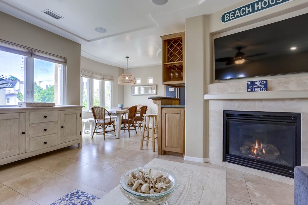 Virtual tour photo 8 of 44 for 739 Dover Ct