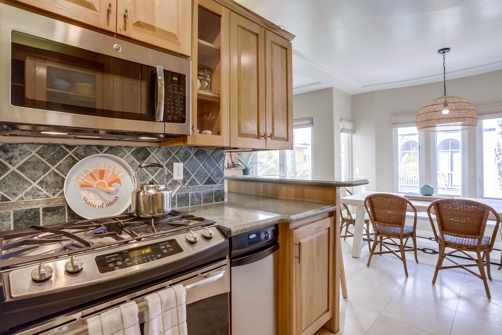 Virtual tour photo 15 of 44 for 739 Dover Ct
