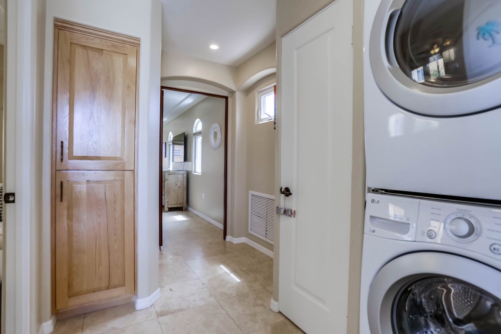 Virtual tour photo 32 of 44 for 739 Dover Ct