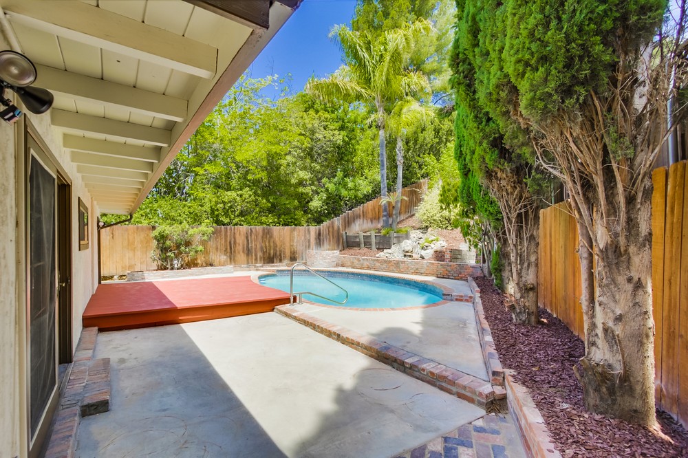Virtual tour photo 35 of 39 for 7391 Margerum Avenue