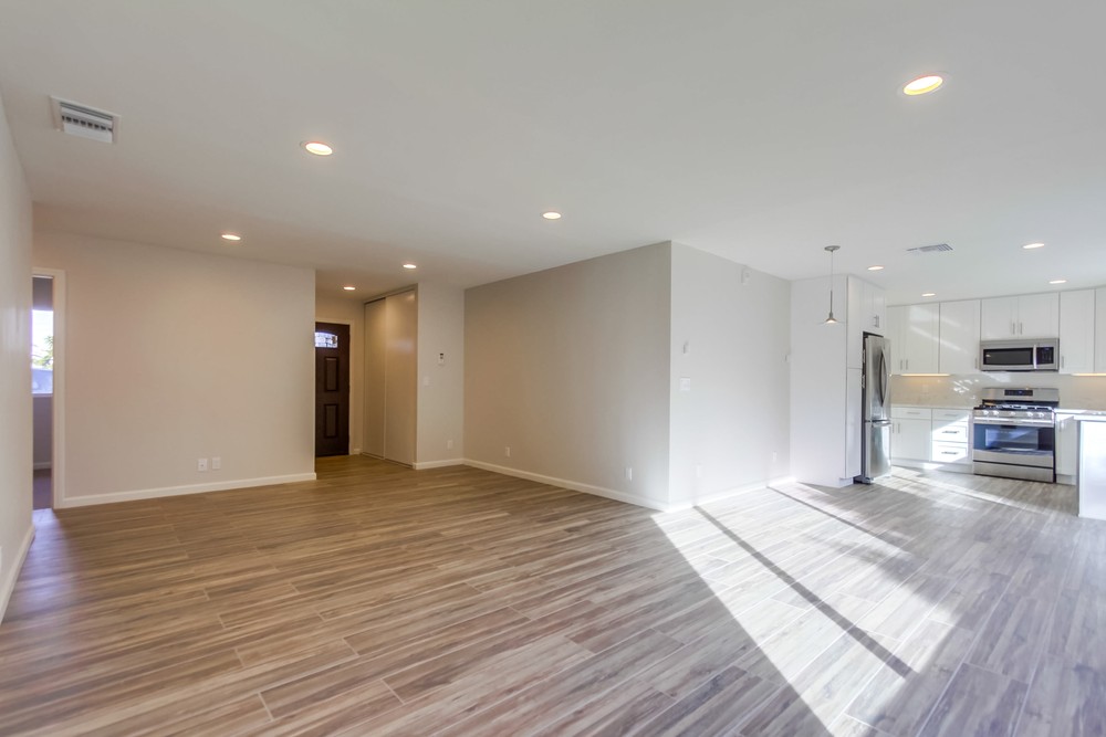 Virtual tour photo 9 of 29 for 7403 Black Oak Rd