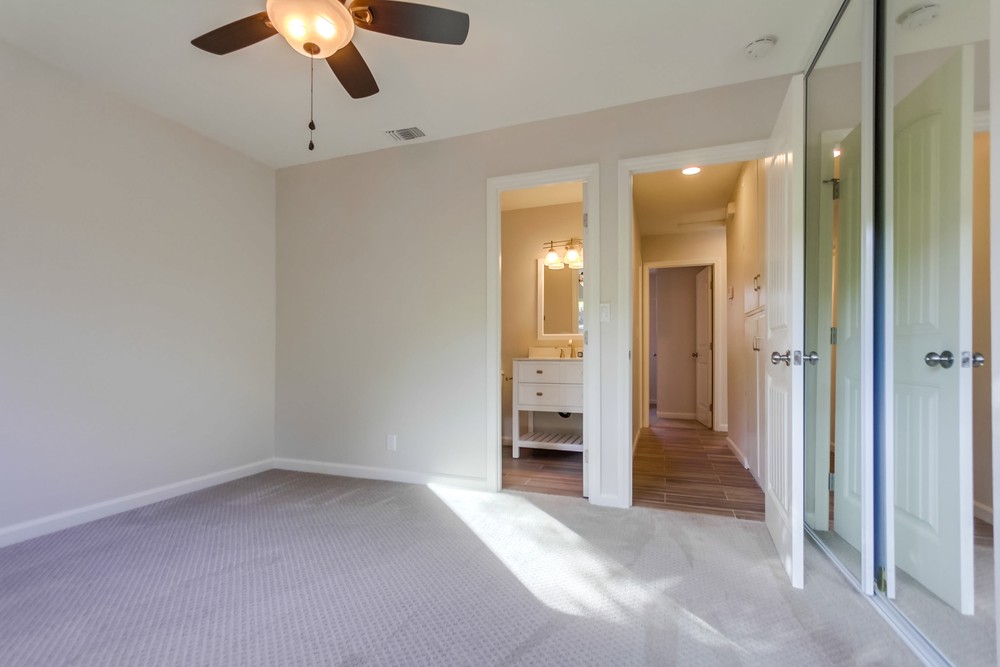 Virtual tour photo 17 of 29 for 7403 Black Oak Rd