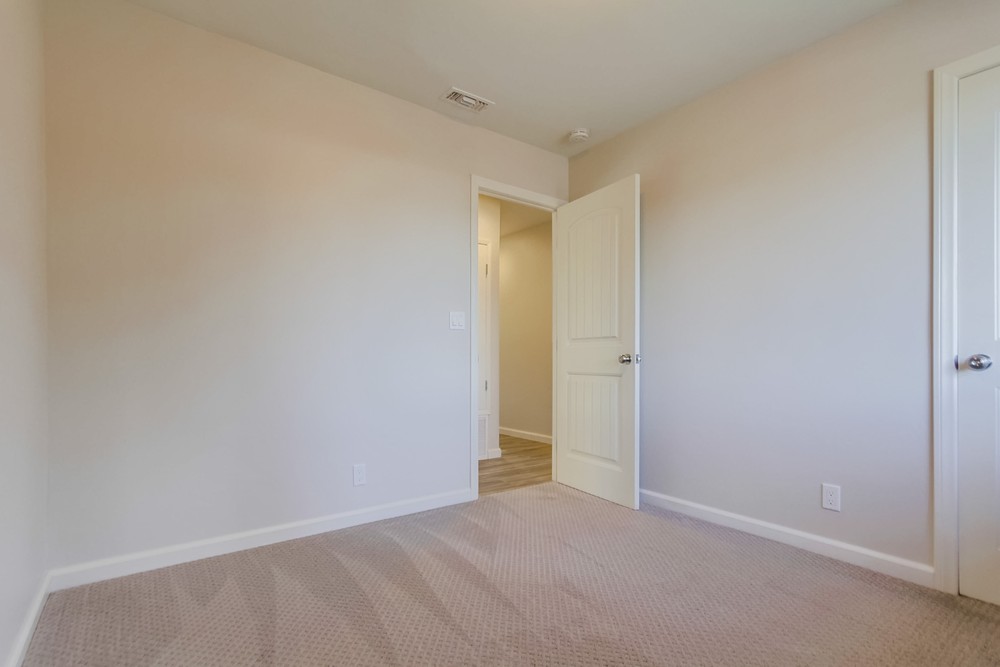 Virtual tour photo 21 of 29 for 7403 Black Oak Rd