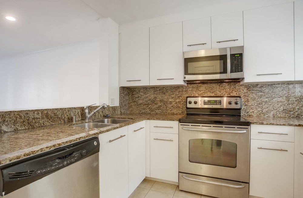Virtual tour photo 14 of 35 for 7405 Charmant Dr UNIT 2225