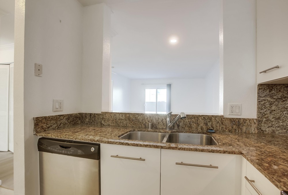 Virtual tour photo 15 of 35 for 7405 Charmant Dr UNIT 2225