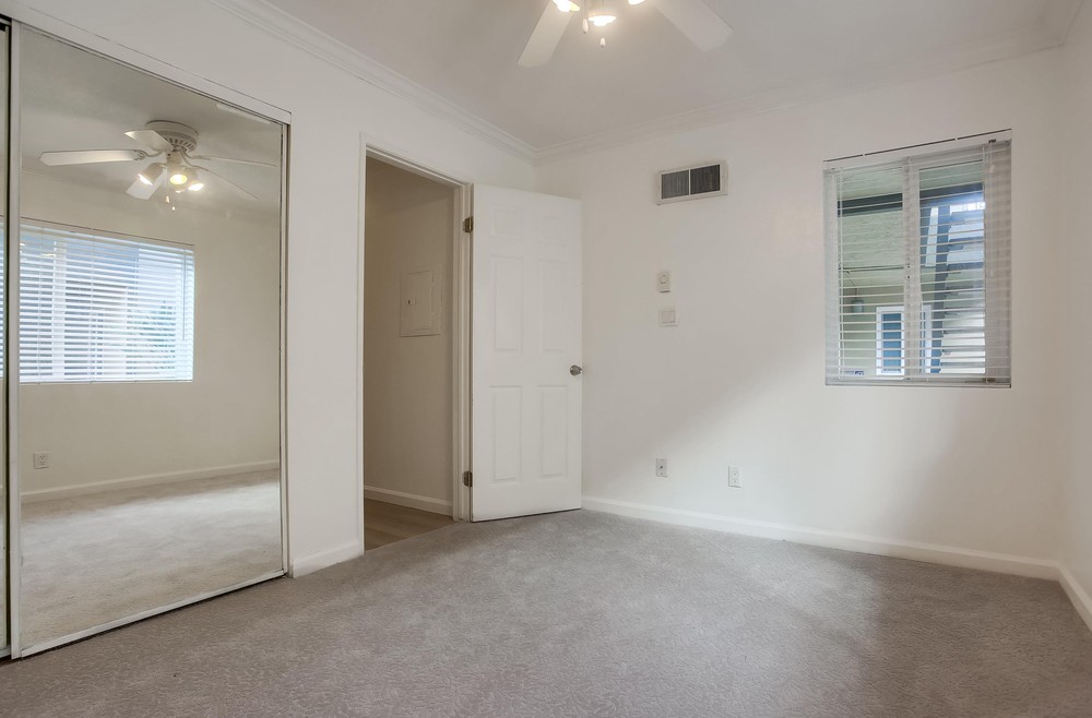 Virtual tour photo 26 of 35 for 7405 Charmant Dr UNIT 2225