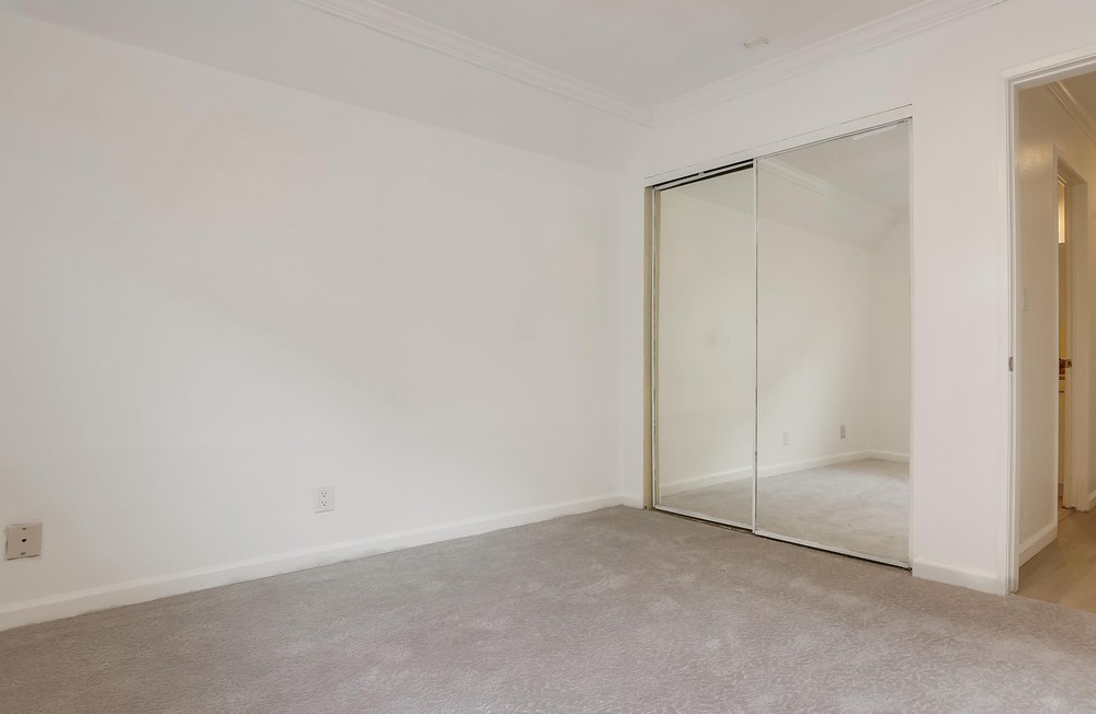 Virtual tour photo 27 of 35 for 7405 Charmant Dr UNIT 2225