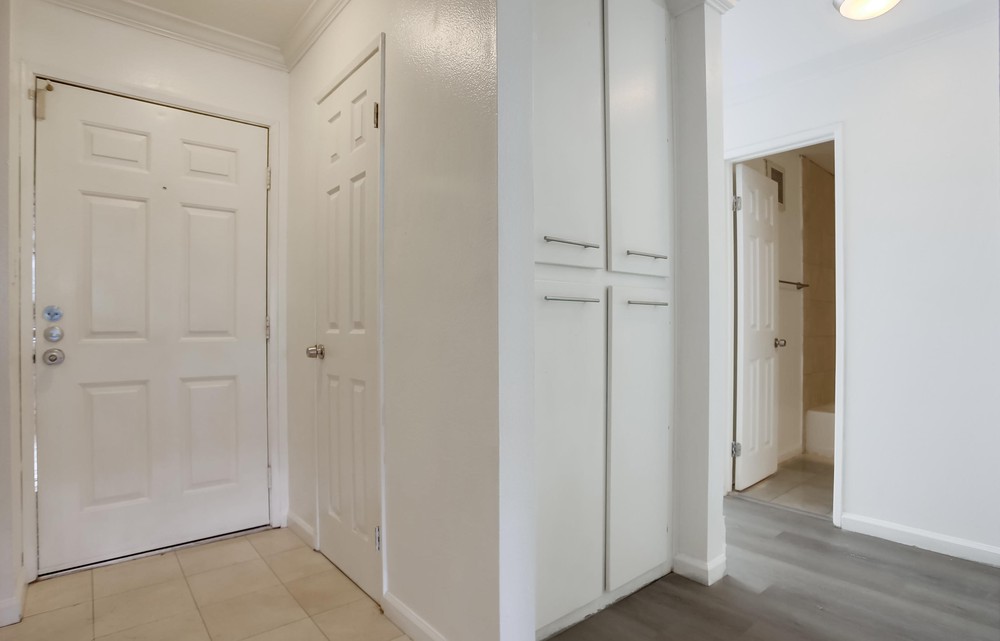 Virtual tour photo 30 of 35 for 7405 Charmant Dr UNIT 2225