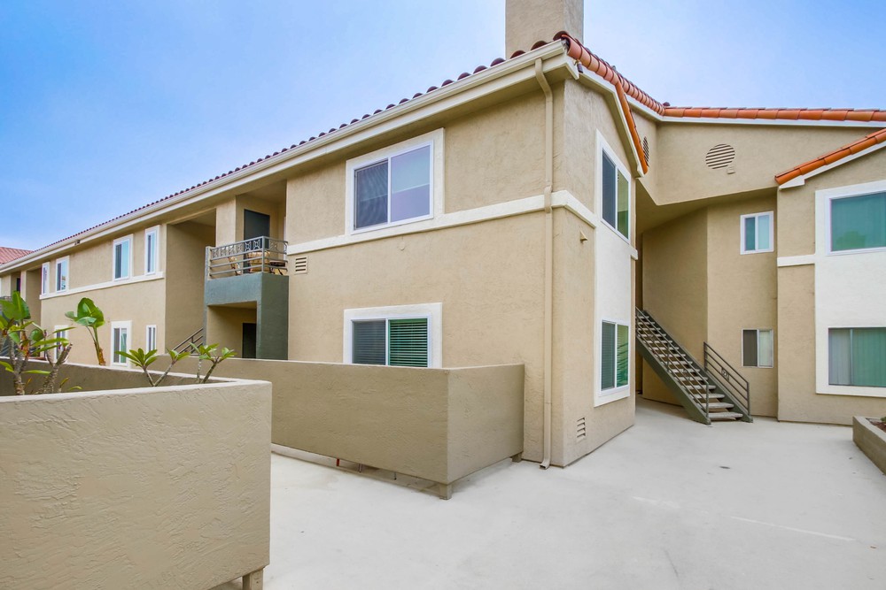 Virtual tour photo 1 of 24 for 7405 Charmant Dr UNIT 2312